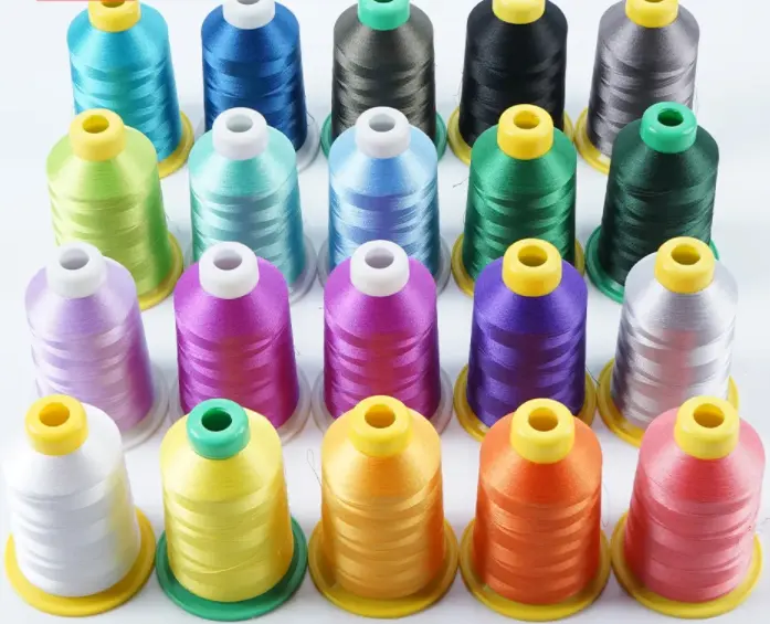 Çin kaliteli çok renkli polyester nakış ipliği