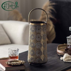 Portavelas de hierro hueco estilo bohemio con asa para decoración del hogar - Product Image 4