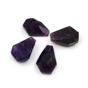 Vendita superiore ciondolo in pietra sfaccettata ametista scura naturale con ciondolo in pietra preziosa di cristallo viola Flatback per la realizzazione di collana di gioielli