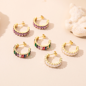 18K זהב מצופה אופנתי ללא להכתים בצבע C בצורת פתוח חישוק Huggie נירוסטה בגט מעוקב זירקון עגילי עבור נשים - Product Image 2