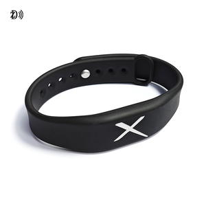 Có thể điều chỉnh NFC Vòng đeo tay <span class=keywords><strong>13.56MHz</strong></span> <span class=keywords><strong>Mifare</strong></span> cổ điển Ev1 1K RFID Silicone dây đeo cổ tay cho sự kiện/phòng tập thể dục kiểm soát truy cập - Product Image 2