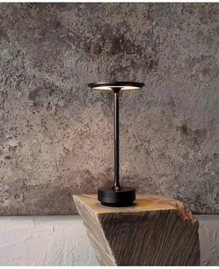 Lampes <span class=keywords><strong>de</strong></span> <span class=keywords><strong>bureau</strong></span> LED européennes <span class=keywords><strong>à</strong></span> capteurs tactiles, flexibles, alimentées par batterie, température <span class=keywords><strong>de</strong></span> couleur réglable, fonction <span class=keywords><strong>de</strong></span> gradation, en métal - Product Image 4