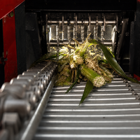 Broyeur de fourrage et hacheuse d'herbe mobile compacte, machine à ensilage multifonctionnelle pour la ferme
