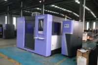 Machine de découpe laser à fibre entièrement fermée 1000x2000mm avec contrôle Cypcut et rails de guidage HIWIN pour la découpe et la gravure de métaux de haute précision