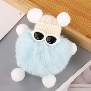 Petit Pendentif en Peluche Doux et Mignon, Elfe <span class=keywords><strong>de</strong></span> Dessin Animé avec Lunettes, en Forme <span class=keywords><strong>de</strong></span> Boule <span class=keywords><strong>de</strong></span> Charbon, Porte-clés <span class=keywords><strong>de</strong></span> Voiture et Accessoire <span class=keywords><strong>de</strong></span> Sac - Product Image 2