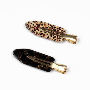 YIYI unico Vintage 6 cm leggero acetato senza traccia fermaglio per capelli stampa leopardata Fashion Spot all'ingrosso da donna - Product Image 1