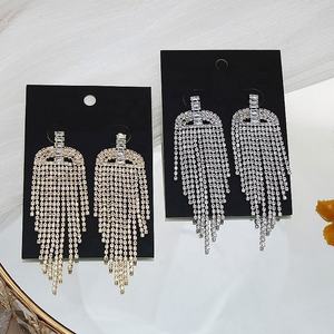 Pendientes de Moda Europeos y Americanos para Mujer, Pendientes Largos con Circonitas, Pedrería, Borlas de Diamantes Completas, Pendientes Versátiles - Product Image 4