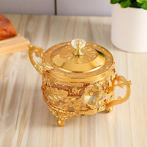 ขวดเครื่องปรุงโลหะสไตล์ยุโรปสุดสร้างสรรค์สำหรับใช้ในครัวเรือน ขวดน้ำตาลแก้วใสลายฉลุสวยงาม - Product Image 3