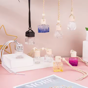 Diffuseur de parfum pour voiture suspendu, personnalisable avec logo, 10 ml, vente en gros, flacon en verre vide pour désodorisant de voiture - Product Image 5