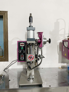 Mini machine de rivetage multifonction pour monture de lunettes petites cartes de <span class=keywords><strong>circuit</strong></span> <span class=keywords><strong>imprimé</strong></span> de rivetage auto-perçantes - Product Image 3