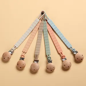 Hot Sell Wooden Pacifier Clip Dummy Pacifier Silicone Pacifier Clip Chain Holder For Baby
