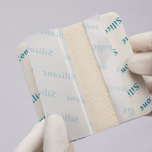 घाव की देखभाल के लिए उच्च अवशोषण के साथ चिकित्सा स्टेरॉयड पॉलीयूरेथेन फोम ड्रेसिंग - Product Image 2