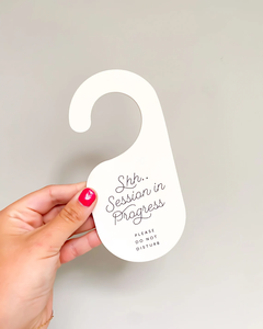 ที่แขวนประตูกระจกสีทองอะคริลิคสีขาว<span class=keywords><strong>3D</strong></span> ตามสั่งไม่รบกวนสัญญาณโปรดเคาะประตูสำหรับงานแต่งงาน - Product Image 5