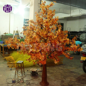 Árbol de Arce Rojo Artificial con Luces LED y Tronco Simulado, IP65, 110-240V, para Decoraciones Festivas, Navideñas y de Temporada - Product Image 4