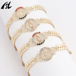 Vòng tay nữ trang mạ vàng hình Đức Mẹ Guadalupe đeo hoa hồng, mạ vàng ba lớp kiểu Brazil, vàng 14k - Product Image 1