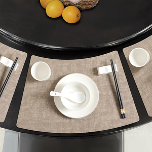 Waaiervormige PU-lederen placemat Dubbelzijdige stoftextuur Hittebestendige tafelmat Eettafeldecoratie in Scandinavische stijl - Product Image 1