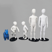 Maniquíes Infantiles Realistas de Cuerpo Completo sin Rostro, Material FRP Original Europeo, Postura de Pie para Exhibición de Ropa