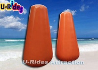 Bouées d'eau gonflables de couleur personnalisée pour les sports et les loisirs Marqueurs flottants en PVC orange ou de n'importe quelle couleur pour les activités aquatiques