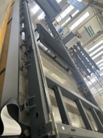Machine de découpe laser à fibre industrielle haute puissance sur portique à rail au sol avec fonction de découpe en biseau pour métaux