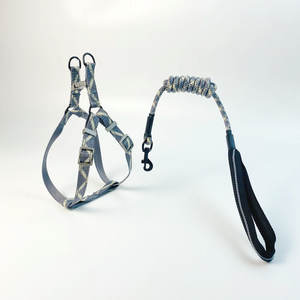 Fabricante al por mayor suministro acolchado de nailon sólido moda reflectante arnés de pecho estilo correa de perro con cintas para perros pequeños - Product Image 4
