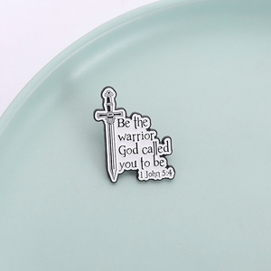 Soyez le guerrier Dieu vous a appelé à être émail broche guerrier épée Bible versets broche revers sac à dos Badge bijoux cadeau pour les amis - Product Image 2
