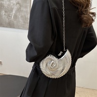 Sac à main tendance en forme de coquille en acrylique, sac à main tendance en forme d'escargot de mer métallique, chaîne de sac à main, sacs à main et sacs à main pour femmes, fête de mariage