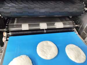 Offre Spéciale CE tortilla <span class=keywords><strong>machine</strong></span> <span class=keywords><strong>à</strong></span> <span class=keywords><strong>pain</strong></span> <span class=keywords><strong>machine</strong></span> d'emballage <span class=keywords><strong>machine</strong></span> <span class=keywords><strong>à</strong></span> <span class=keywords><strong>pain</strong></span> plat faisant l'équipement pour les petites entreprises ligne de production alimentaire - Product Image 3