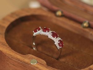 Xinfly - Anillos de Oro Blanco Real de 18K al por Mayor con Diamante Natural de 0.20ct y Rubí de 1.4ct, Joyería de Moda con Piedras Preciosas Au750, Personalizable - Product Image 4