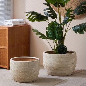 Maceta de Cerámica de Diseño Minimalista y Adorno de Piso con Planta en Maceta para Decoración del Hogar - Product Image 3