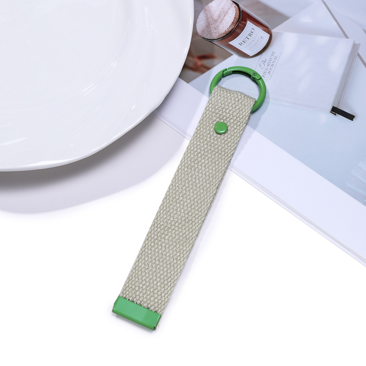 F7 Grey-Green Rope with Green Buckle