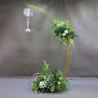 Accessoires de mariage modernes Tube carré épaissi Lustre Support Fer Art Allée Décoration Ornements Stand pour mariage Scène Disposition