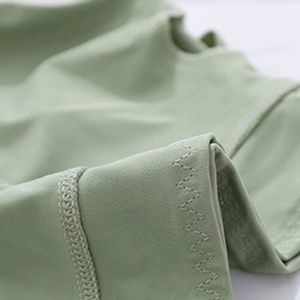 Sujetador deportivo transpirable al por mayor para yoga, sin relleno, ajustado y de soporte medio-alto para mujer - Product Image 6