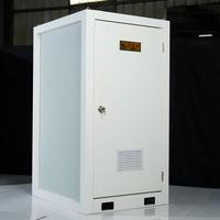 Conteneur WC modulaire en panneaux sandwich, isolation anti-odeurs, pour secours d'urgence et espaces sanitaires publics