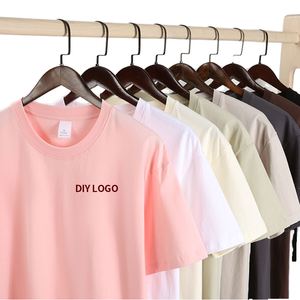 T-Shirt Oversize Unisex di Alta Qualità 240Gsm, Magliette Basic Streetwear con Logo Personalizzato sulla Etichetta - Product Image 1