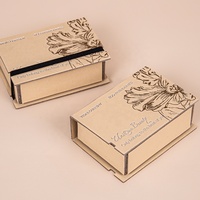 Boîte de rangement pour bijoux haut de gamme, design exquis avec lamination mate et estampage or, pour montre, boucles d'oreilles, bracelet, bague, emballage