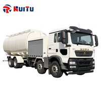 Camion-citerne à carburant SINOTRUK HOWO 8x4 30cbm, camion-citerne de transport de pétrole 30000L, camion-citerne de ravitaillement mobile à 12 roues, neuf
