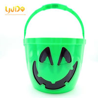 Cubo de Dulces de Calabaza para Halloween con Asa Luminosa y Luces LED Intermitentes (Naranja/Verde/Morado) Decoraciones con Alimentación de 3 Pilas AAA