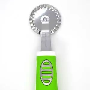 Taglierina per <span class=keywords><strong>Pizza</strong></span> con Logo personalizzato lama in acciaio inox e manico in metallo in metallo per <span class=keywords><strong>Pizza</strong></span> e coltello strumento - Product Image 2