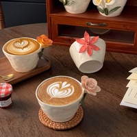 Tasse à café en porcelaine Lelyi créative rétro faite à la main avec motif floral en relief pour usage domestique, tasse à café de couple de haute valeur, cadeaux d'affaires en stock