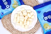 Bonbons à mâcher aromatisés aux fruits, emballés en sachet, personnalisables en gros (OEM/ODM), bonbons moelleux à la fraise et au citron, bonbons au lait
