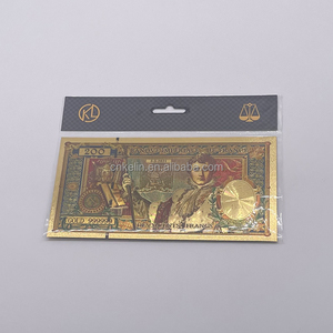 Collection de souvenirs Napoléon, cadeau, billet de banque en plastique plaqué or 24 carats de 200 FRANC en stock - Product Image 3