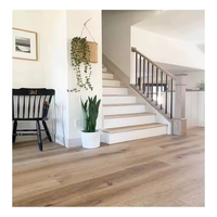 Revêtement de sol de luxe pour la décoration intérieure, auto-adhésif, imperméable, résistant à l'usure, revêtement de sol LVT facile à installer, carreaux autocollants en vinyle