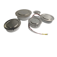 Dispositif SCR à capsule KP1500A 1500A 2000V, thyristor à contrôle de phase avec courant de surtension en état marche de 26 kA pour le contrôle des moteurs CC et CA