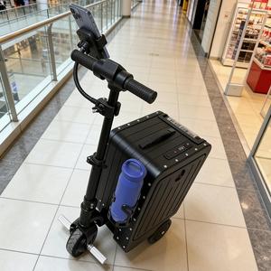 Maleta de Negocios Clásica de Aluminio de Alta Calidad con Ruedas Giratorias, Carcasa Rígida, Ligera y Duradera, con Soporte Directo para Tazas y Teléfonos - Product Image 4