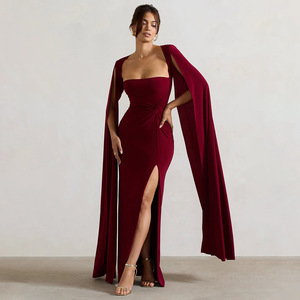 Robe de soirée longue à col carré, manches longues, fente haute, couleur unie, avec cape détachable - Product Image 1
