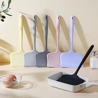 Spatule de cuisine en silicone Tête large Résistant à la chaleur Tourneur de cuisson Non toxique de qualité alimentaire Flexible Facile à nettoyer Polyvalent