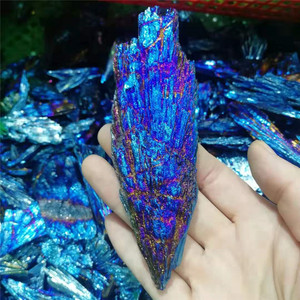 Vente en gros de pierres minérales de <span class=keywords><strong>kyanite</strong></span> noire électro-plaquée naturelle, <span class=keywords><strong>pierre</strong></span> de <span class=keywords><strong>kyanite</strong></span> bleue aura pour la décoration - Product Image 3