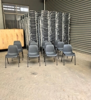Chaises d'étudiant individuelles en plastique, meubles de bureau et de salle à manger durables et empilables, vente en gros à prix réduit