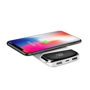 Chargeur sans fil promotionnel <span class=keywords><strong>pas</strong></span> <span class=keywords><strong>cher</strong></span>, batterie externe 10000mAh avec écran numérique pour iPhone et <span class=keywords><strong>Samsung</strong></span> - Product Image 3