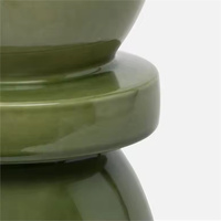 Silhouette structurelle géométrique Table d'appoint verte Pour le salon, Table d'appoint sablier, table basse